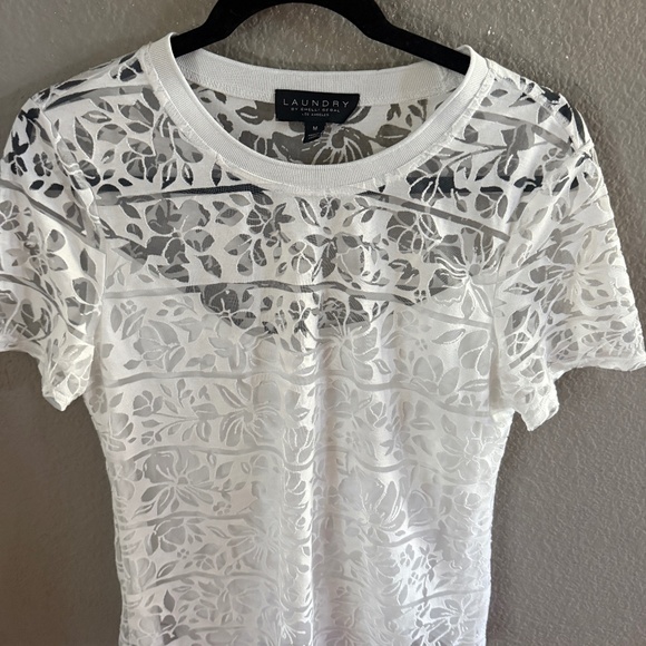 Laundry by Shelli Segal White Floral Lace Sheer Top Size M EUC - Picture 1 of 3